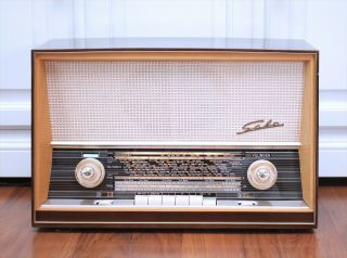 Restored Saba Villingen 125 Vintage Tube Radio Telefunken Tubes German 60s Top