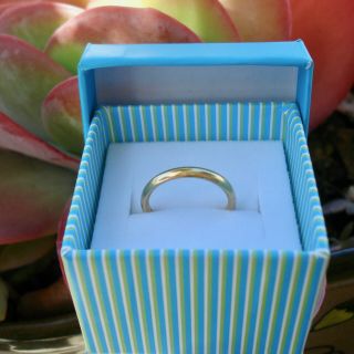 Tiffany & Co.  18k Yellow Gold 3.  2mm Domed Wedding Band Ring 3.  4grms 6.  5