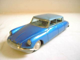 1960,  s BANDAI CITROEN DS19 TIN FRICTION TOY CAR 2