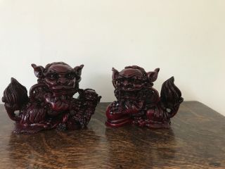 A Vintage Chinese Red Resin Foo Dogs/temple Lions 12cm In Height