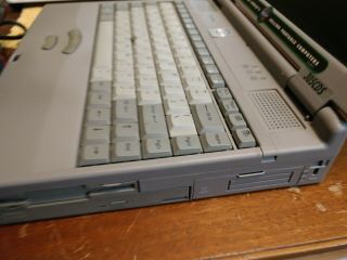 Vintage 1998 Toshiba laptop 305cds Windows 95 EARLY computer 5