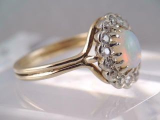 VINTAGE SOLID 14K GOLD COLORFUL OPAL w HALO DIAMOND RING GORGEOUS 3