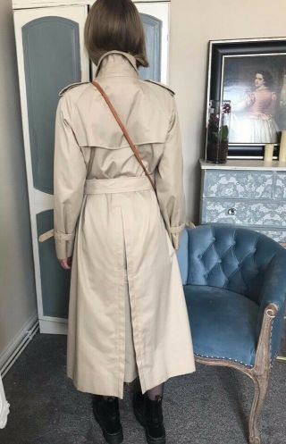 Burberrys Vintage Double Breasted Long Trench Coat Beige Size 6 Long
