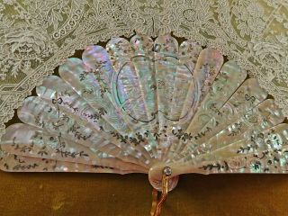 Antique Victorian Brussels Point de Gaze Needlepoint Lace Carved MOP Hand Fan 4