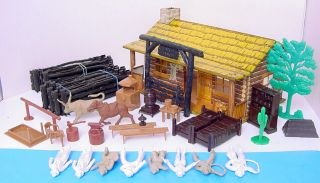 1950s Marx Western Ranch Play Set W Figures & More W Light Bar - M - Ranch Building