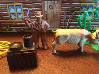 Crooked Horseshoe Tin Litho Cabin - Marx Toys 1950s 2