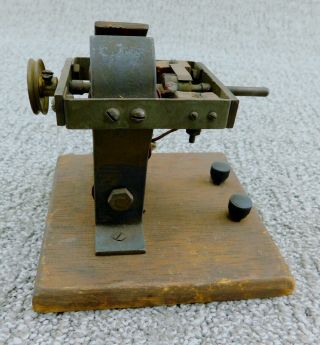 Small Open Frame Antique Toy Meccano Electric Motor w/ / 3