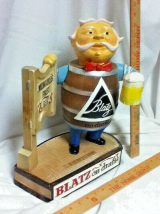 Blatz beer sign 1963 metal statue tavern keeper barrel guy vintage keg man old 4