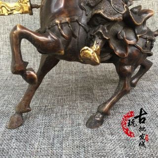 Chinese Feng Shui Bronze gilt Warrior Guan Gong Yu Hold Sword Ride horse Statue 3