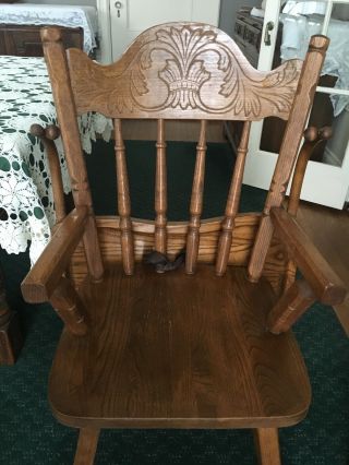 Vintage wood high chair.  Oak.  1980 ' s.  Local 4