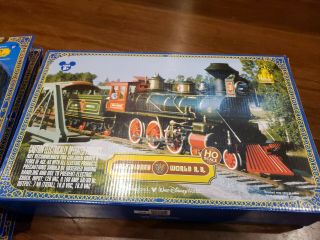Vintage Walt Disney World R.  R HO Scale Train Set with extra track VERY RARE 4