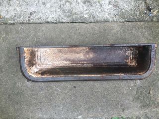 Old cast iron umbrella pew tray/ideal bird feeder 2