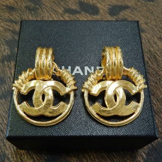 Chanel Gold Plated Cc Logos Charm Vintage Swing Clip Earrings 4667a Rise - On