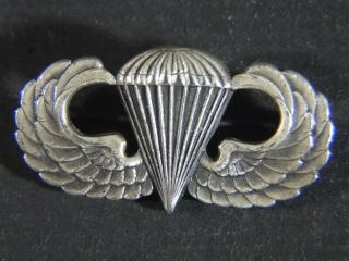 Vintage Wwii Era Parachutist Sterling Silver Military Pin Badge