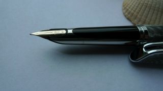 VINTAGE OLD STOCK NOS WATERMAN C/F SILVER PLATED 18K GOLD NIB FOUNTAIN PEN 6