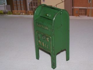 Vintage 1920 ' s Arcade Cast Iron U.  S.  Mail Box 3