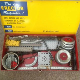 1959 Erector Set,  No.  10042 Automatic Radar - Scope Set,  by Gilbert—Lots of parts 2