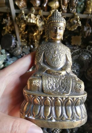 Hand Hammered Bless Collectable Chinese Brass Old Amulet Buddha Statue
