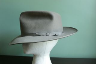 STUNNING Vintage 50’s BRENT “THE SOUTHWEST” OR Clone,  Gray,  7 3/8 2