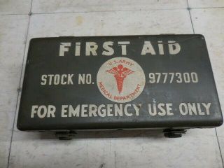 Wwii Us Army Vehicle First Aid Kit Metal Full Of Supplies