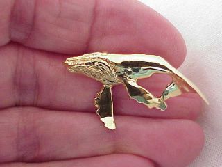 VINTAGE 14K SOLID GOLD CUSTOM MADE WHALE PENDANT GREAT DETAIL 4