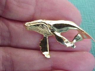 VINTAGE 14K SOLID GOLD CUSTOM MADE WHALE PENDANT GREAT DETAIL 6