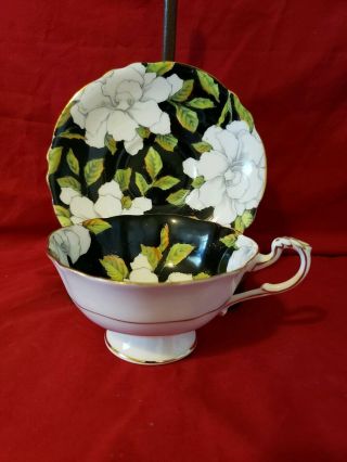 Paragon HM The Queen Mary Large White Flowers Black Teacup Tea Cup & Saucer 3