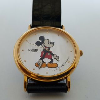 Vtg.  Seiko Quartz 7n01 - 8a19 Ro Mens Mickey Mouse Watch Pre - Owned In Tin