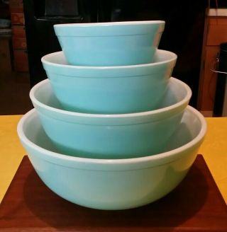 Set Of 4 Htf Vintage Pyrex Turquoise Mixing Bowls 401 402 403 404