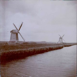 Ld178 Photo Historic Dutch Windmill Ancient Netherlands City Landmark