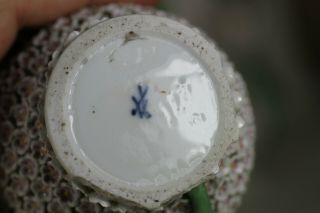 Antique Meissen 19th Century Schneeballen Snowball & Bird Vase Pair AF 11