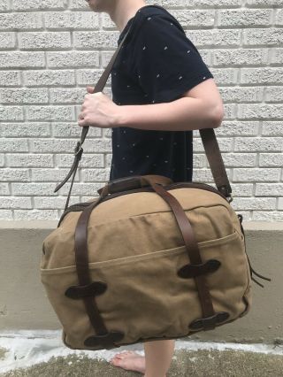 Vtg Filson Medium Rugged Twill Duffle Bag - Carry On Travel Size - Usa Made