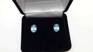 Vintage 14k Yellow Gold Oval Blue Topaz Solitaire Stud Earrings - Vibrant 4