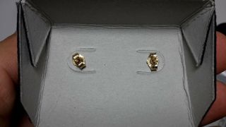 Vintage 14k Yellow Gold Oval Blue Topaz Solitaire Stud Earrings - Vibrant 7