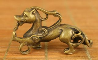 Chinese Old Bronze Hand Carving Dragon Statue Figue Netsuke Noble Gift Decorate