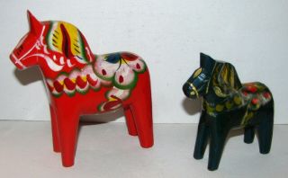 Two Vintage Carved Wood Sweden Dala Horse Figures Signed 2