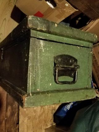 Vintage hand made carpenter ' s wood tool box - RARE BOX 5