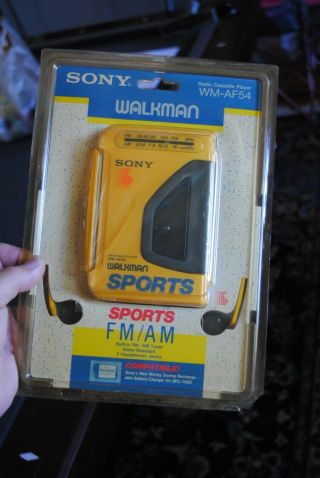 Vintage Sony Walkman Sports Wm - Af54 Cassette Am - Fm In Package Look