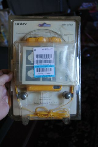 Vintage Sony Walkman Sports WM - AF54 Cassette AM - FM In Package Look 2