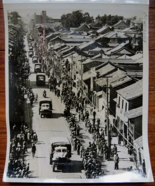 Wwii Photo - 1st Truck Convoy Passes Thru Kunming China 1945