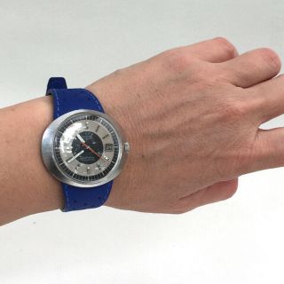 Vintage Men ' s Omega Geneve Dynamic Wrist Watch w Two - tone Dial 2