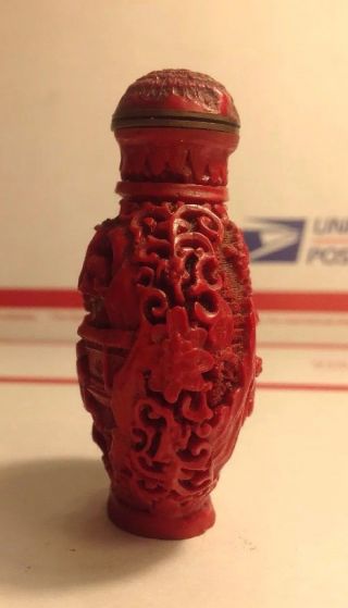 Vintage ANTIQUE Asian CHINESE EXPORT RED CARVED CINNABAR Lacquer SNUFF BOTTLE 3