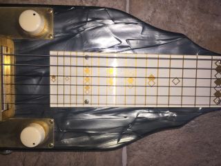 1957 - 1958 Vintage Bronson Singing Electric Lap Steel Guitar 2