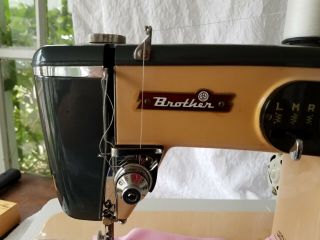 1957 Vintage Brother Sewing Machine HZ3 - B3 Select - O - Matic 100 2