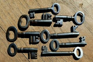 8 X Old Georgian Victorian Antique Vintage Trunk Chest Pipe Keys