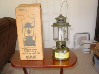 Vintage 1966 Coleman U.  S.  Militarylantern Quadrant Globe Gas With Box