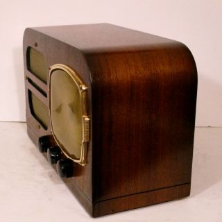 Old Antique Wood Detrola Vintage Tube Radio - Restored & 6