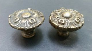 2 Antique Vintage French Provincial Brass Floral Knobs Pulls Handles Z26 4