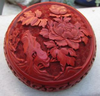 Stunning Vintage Chinese Red Lacquer Cinnabar Lidded Box