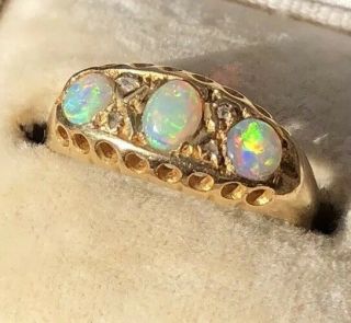 Antique Yellow Gold Opal And Diamond Ornate Stunning Ring Stone Band 3 Stone 18
